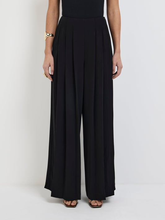 ADELE PANT