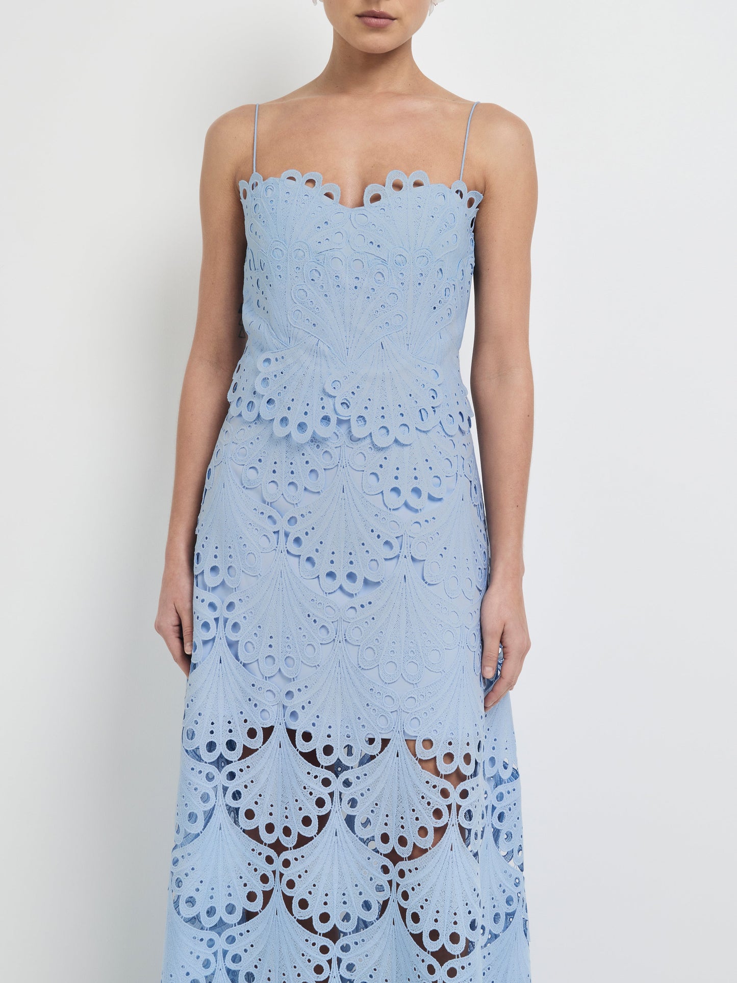 ELLA LACE MAXI DRESS