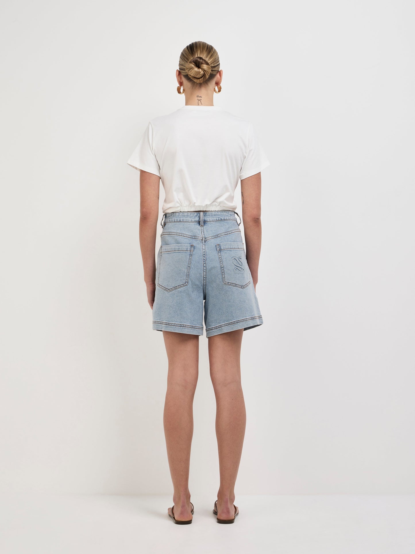 NORA T-SHIRT