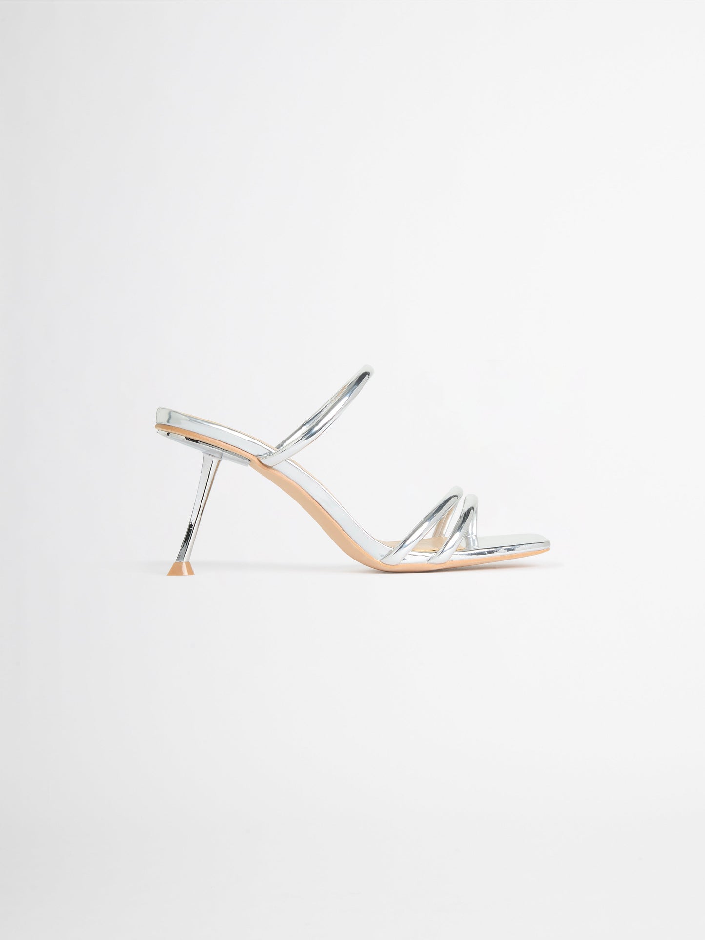 KIANA HEEL