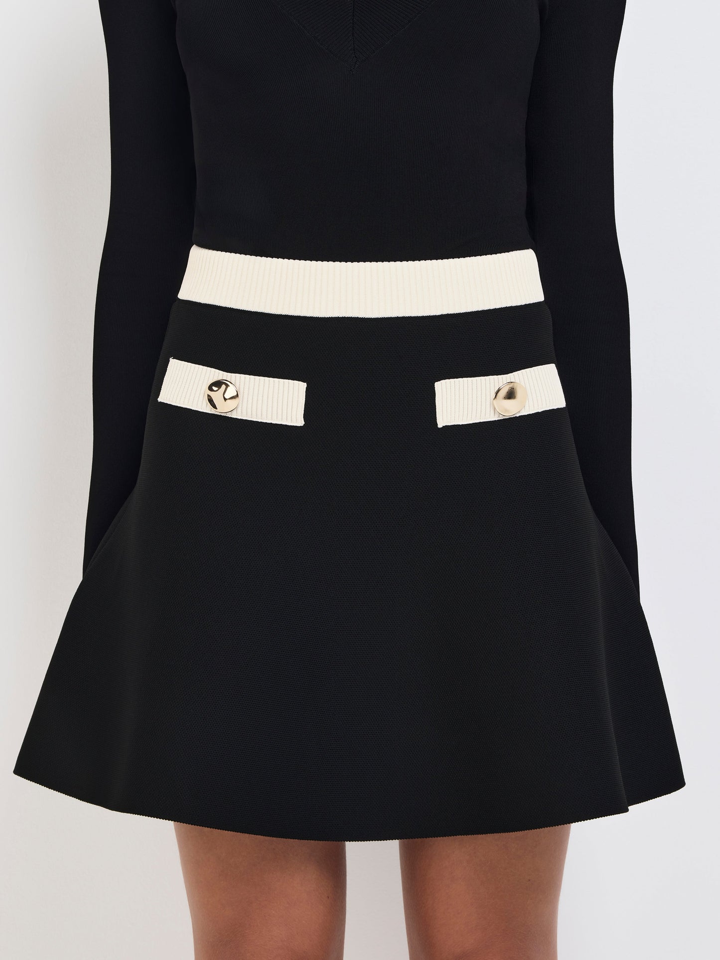 FIA SKIRT