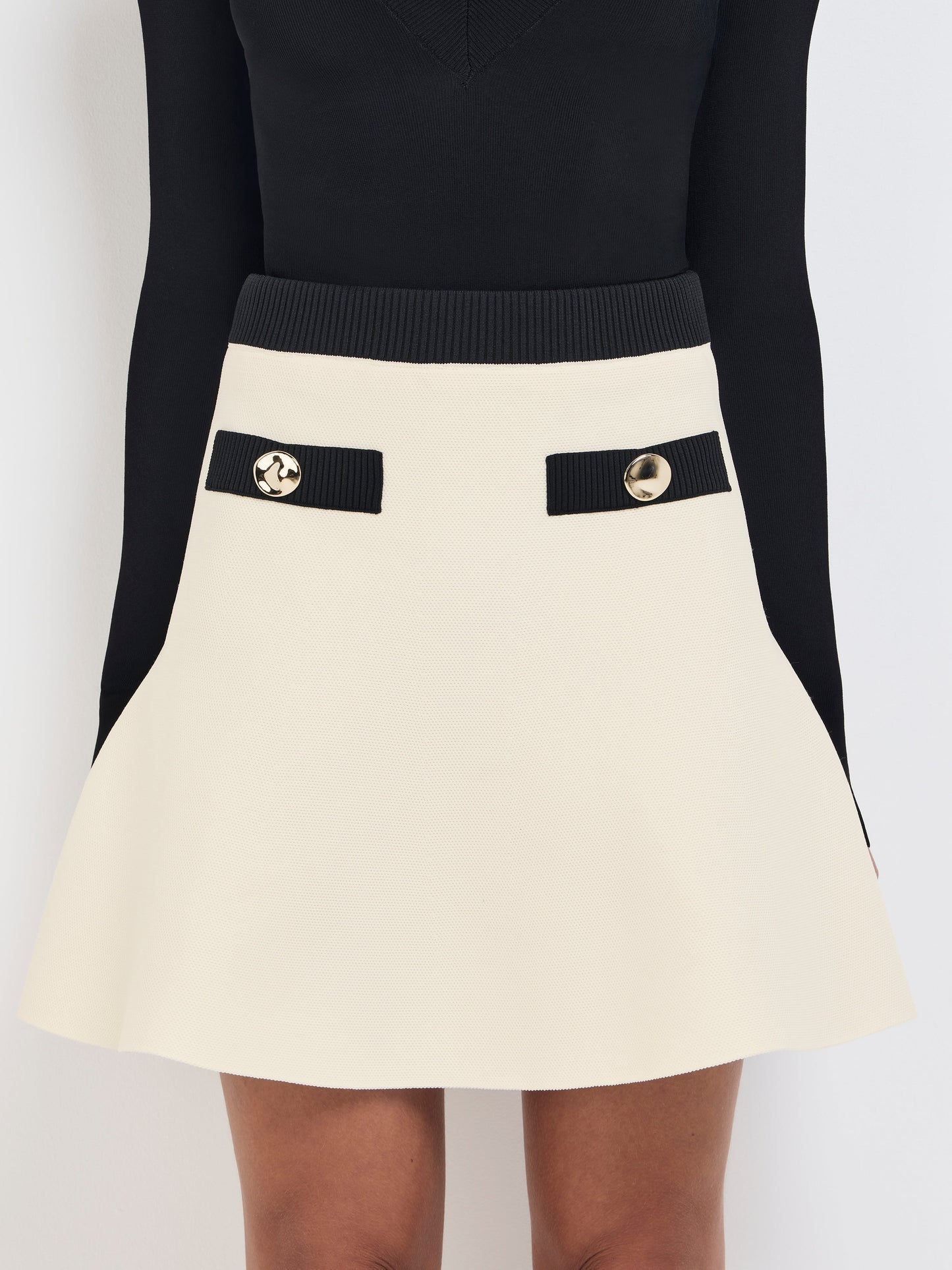 FIA SKIRT