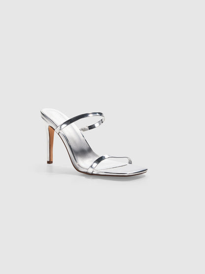 TINA HEEL