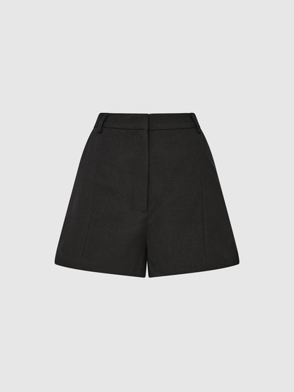 KISS AND TELL SHORT